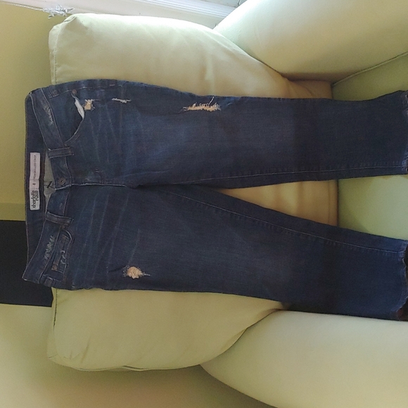 😻Charlotte Russe Sexy Rolled Crop Jeans - Picture 2 of 3